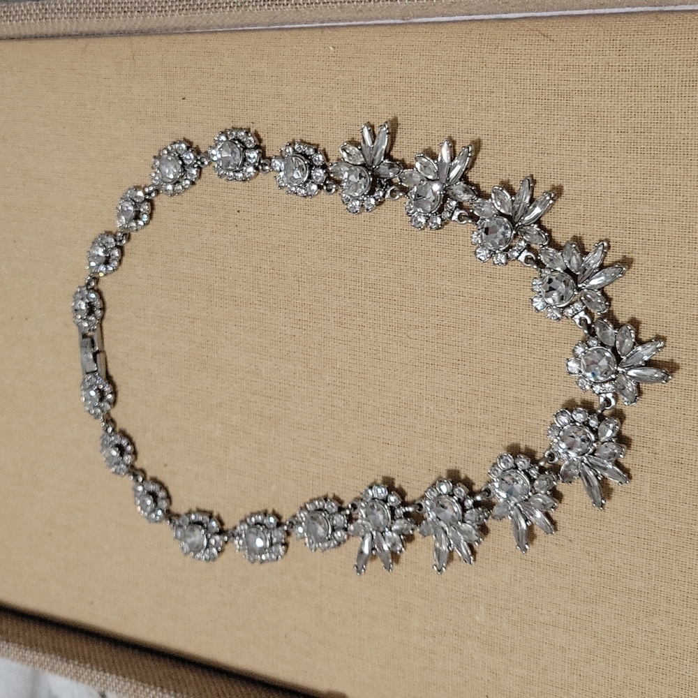 Chloe and Isabel statement Necklace swept away